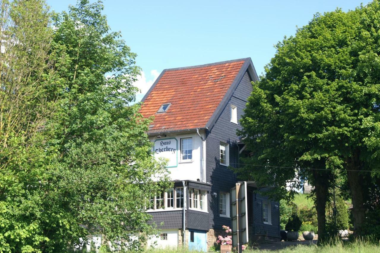 Pension Oberberg Линдлар Екстериор снимка